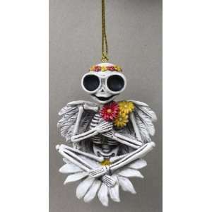  Skellies Ornament Statue   Spring Time Skelly Resin 