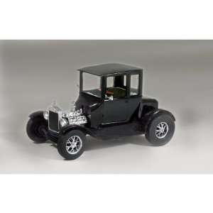    Lindberg 1/24 1925 Ford 5 Window Tall T Kit Toys & Games