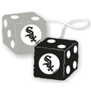  BSS   Chicago White Sox MLB 3 Car Fuzzy Dice Everything 