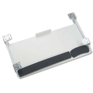   wrist rests.   Clear Lexan mouse surface lifts up to display photos