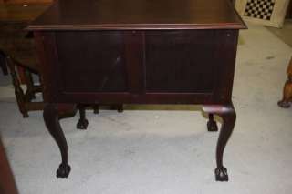L106 ANTIQUE CHIPPENDALE STYLE CENTENNIAL LOWBOY ON CLAW AND BALL FEET