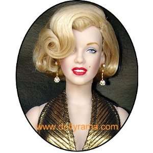  Marilyn Monroe Gold Lame Vinyl Doll Toys & Games