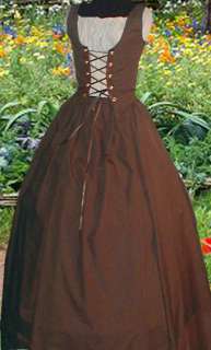 WENCH PEASANT RENAISSANCE DRESS FRONT LACING BROWN BODICE AND BROWN 