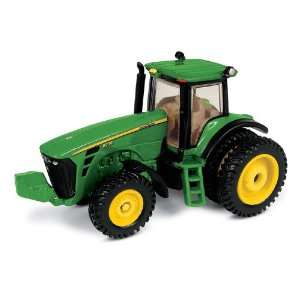  ERTL 164 John Deere 8330 Tractor Toys & Games