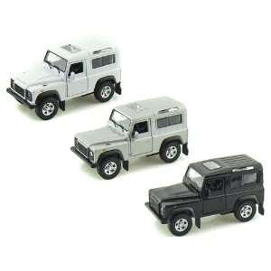  Set of 3   Land Rover Defender 1/38 Toys & Games