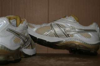 2012 ASICS Gel KINETIC Running Shoe GTS Stability Trainer TN881 GOLD 