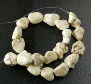 18 20mm White Turquoise Nugget Beads 15 (6915)d  
