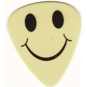    5 x Smiley Face Print Premium Guitar Picks Musical Instruments