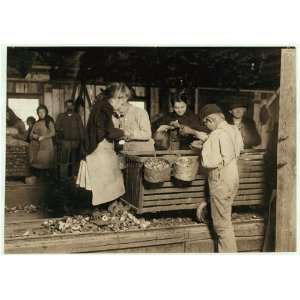   Little Nettie,Alabama Canning Co.,Bayou La Batre, AL