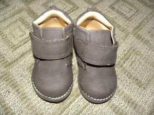 Baby Boys Faded Glory Brown Velcro Shoes sz. 4 NWOT  