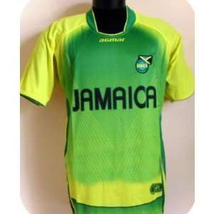  MENS SOCCER JERSEY NEW JAMAICA SOCCER JERSEY XTRA LARGE 