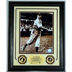  Cy Young Gold Coin Photo Mint W/Two 24Kt Gold Coins 