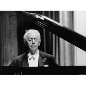  Pianist Artur Rubinstein Playing During Concert Stretched 
