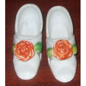   Orange Blossom Shoe Figurines Made in Occupied Japan 