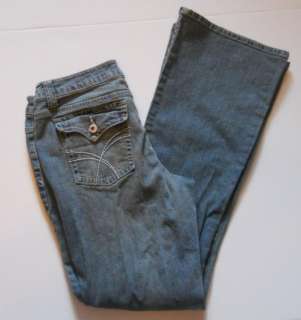 SO JUNIORS FLARE JEANS LOW RISE LOTS OF STRETCH SZ 11  