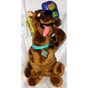  17 Scooby Holding Scooby Snack Plush Toys & Games