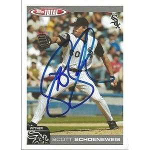  Scott Schoeneweis Signed White Sox 2004 Total Card 