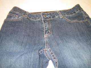 description this auction is for a new pair of jeans without tags