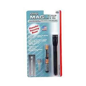  MagLite AAA Mini Mag Flashlight M3A016 Clam Pack Black 