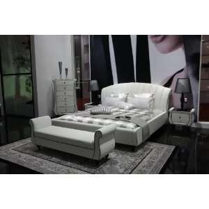  Modern Furniture  VIG  Auspicious Transitional Leather Bed 