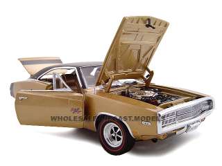 1970 DODGE CHARGER R/T GOLD 124 DIECAST MODEL  