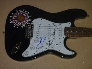 ALICE IN CHAINS SIGNED GUITAR X3 JERRY CANTRELL PROOF  