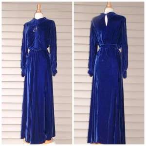   30s Blue Silk Velvet Dress L 40 Bias Sapphire Glam Gown Beaded Pleated