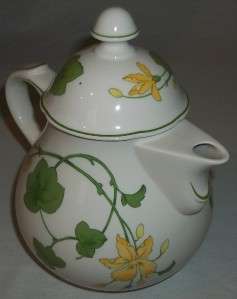 Villeroy & and Boch GERANIUM tea pot and lid  