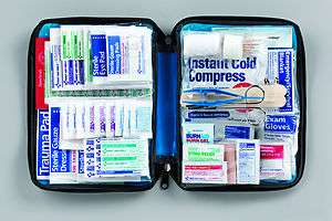 299pc Large First Aid Kit   Zipper Case/ 40 page Guide  