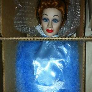 Lucille Ball I LOVE LUCY WALK Of FAME Hollywood PORCELAIN DOLL Blue 