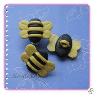 15 Bee Cute Kid Novelty Sew Button Cardmarking 18mm K58  