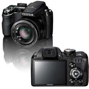   NEW FinePix S4000 14 MP Dig Camera (Cameras & Frames)
