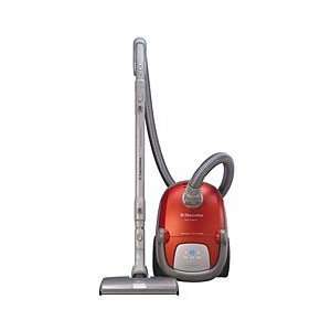    Electrolux REL 7000A Oxygen3 Canister Vacuum