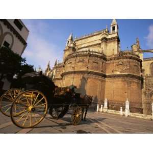  Carriage Waiting by Cathedral, Barrio Santa Cruz, Seville 
