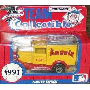   Diecast Ford Model A Truck White Rose Baseball Team Collectible Toy