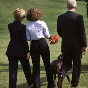  President Clinton, Hillary Rodham Clinton, Daughter Chelsea 