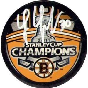  Autographed Tim Thomas Hockey Puck   2011 Stanley Cup 