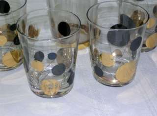   COCKTAIL SHAKER & Set 4 black & gold dot Retro BAR GLASSES Mid Centry