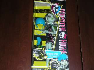 NEW NIB Monster High ROLLER MAZE Frankie Stein Doll IN HAND Ready to 