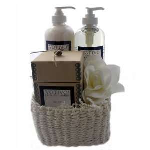  Votivo Clean Crisp White Gift Basket Beauty