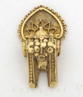 Old wedding Pendant Thali 20k gold Tamil Nadu India 1920s  