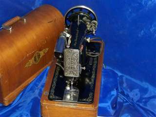 SINGER 99 SEWING MACHINE 1918 CASE KNEE BAR ORIGINAL  