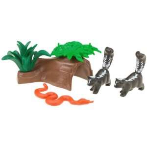  Playmobil 3226 Skunks with Den Toys & Games